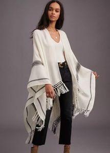 Anthropologie Gwendolyn Kimono/Ruana